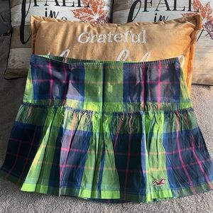 HOLLISTER STRIPED MINI SKIRTS